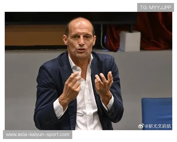 职业球员是否获得非比赛期间的能力提升假期，非职业球员出身的教练