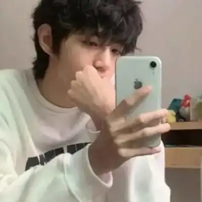 吕小宸